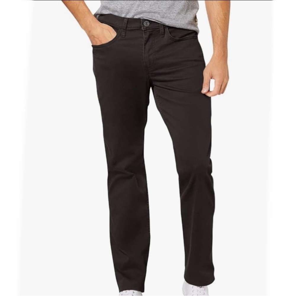 Dockers Plus Size 48/34 Straight Fit Jean Cut Big and Tall All Season Tech